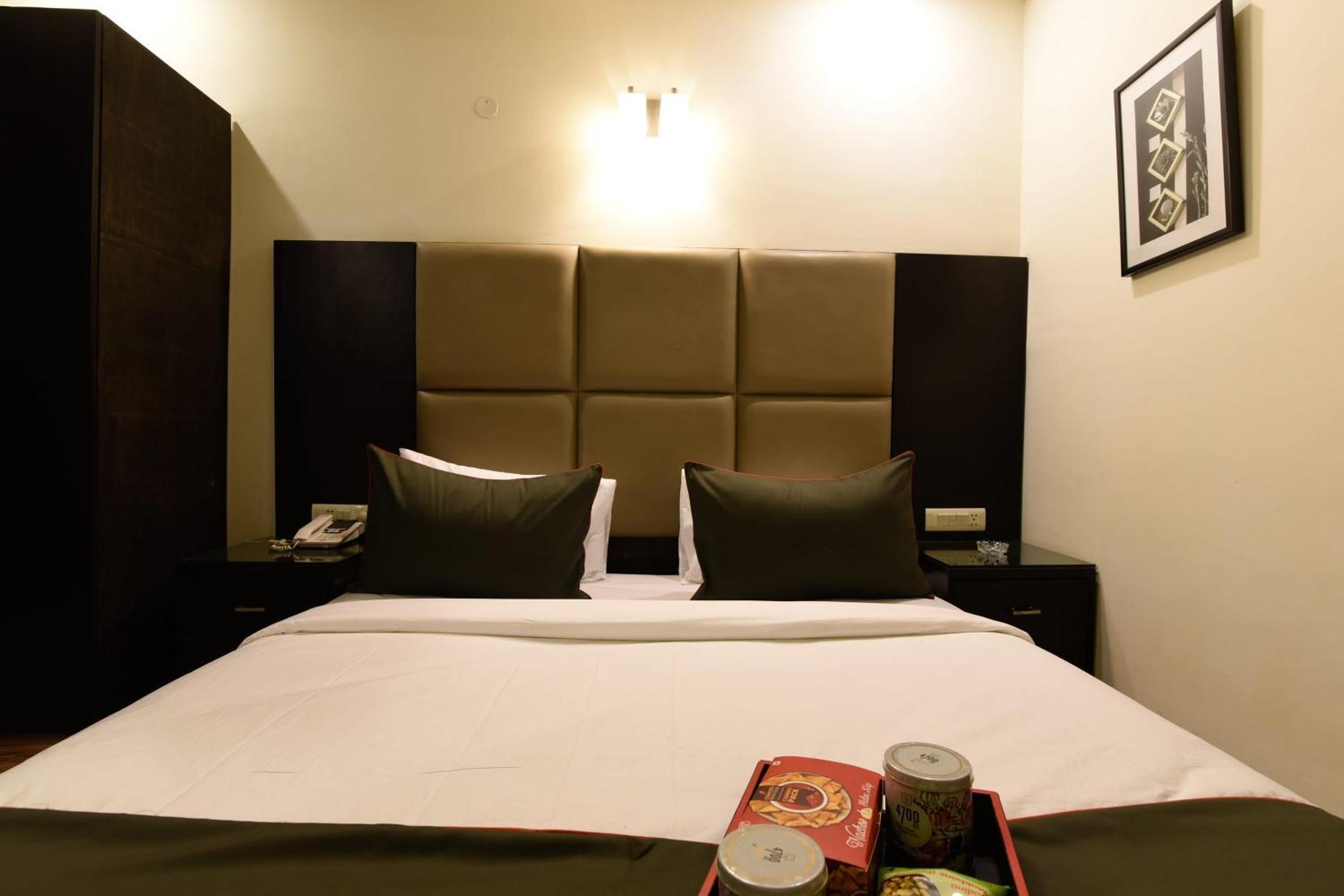 Hotel O Venkata Sai Sadan Mathrusree Nagar Kondapur  Esterno foto