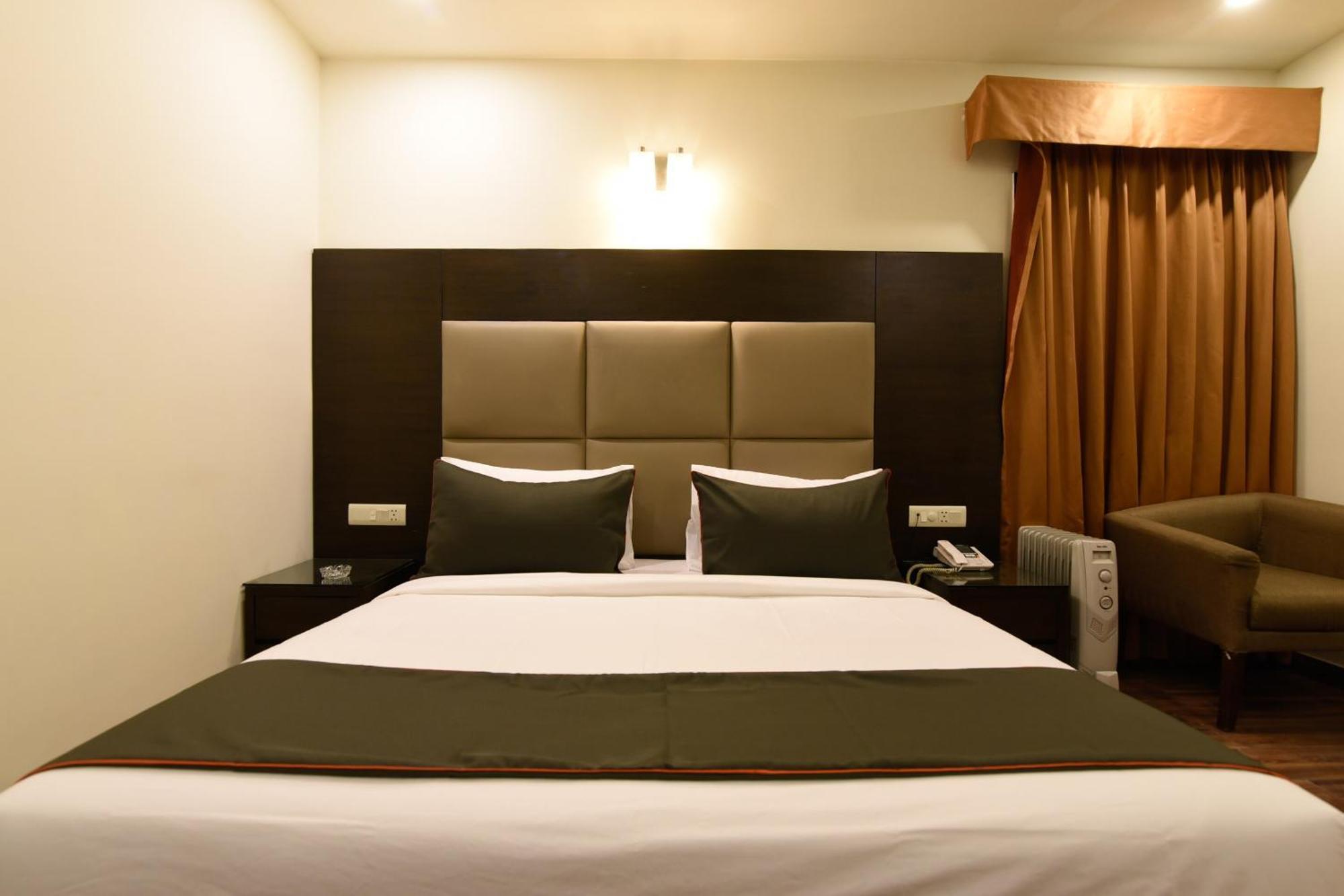 Hotel O Venkata Sai Sadan Mathrusree Nagar Kondapur  Esterno foto